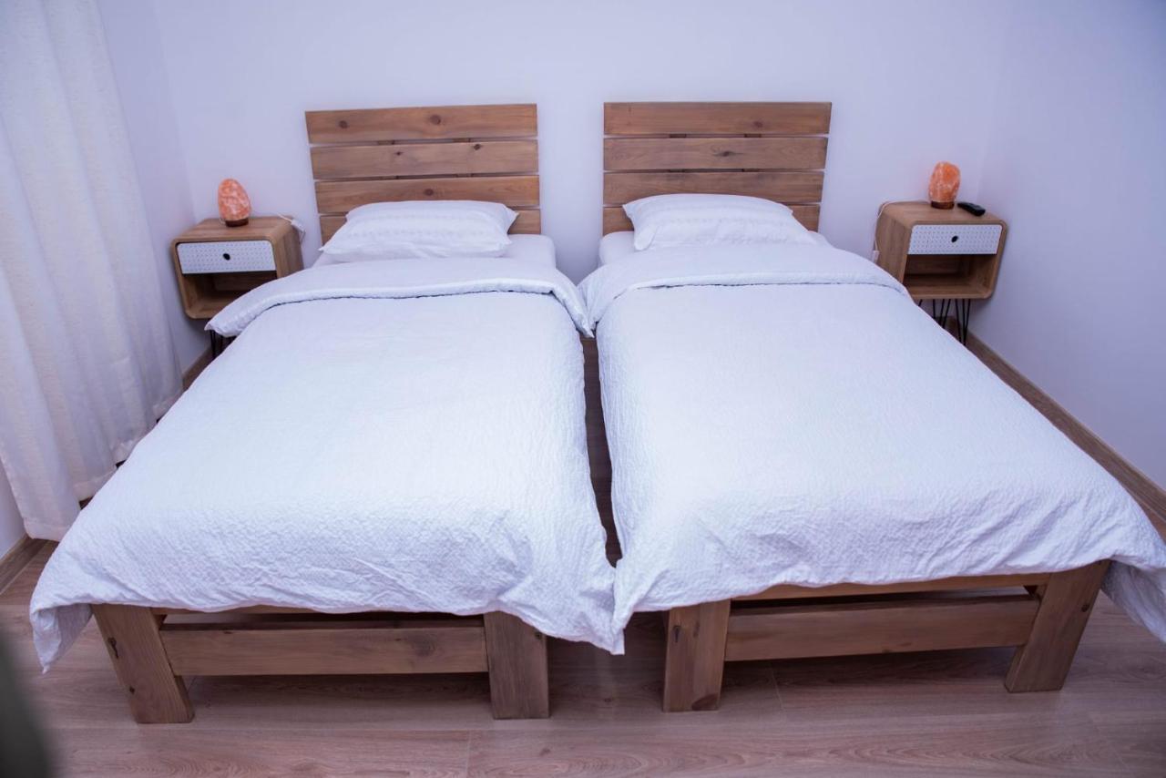 Green Apartments Oradea Εξωτερικό φωτογραφία